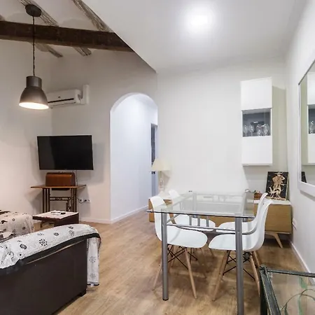 47 Carrer De Cadis, Puerta 1 *
